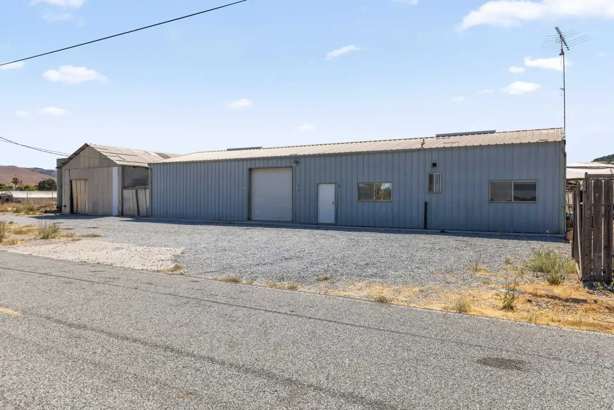 320 Kalana Avenue, Morgan Hill, CA 95037